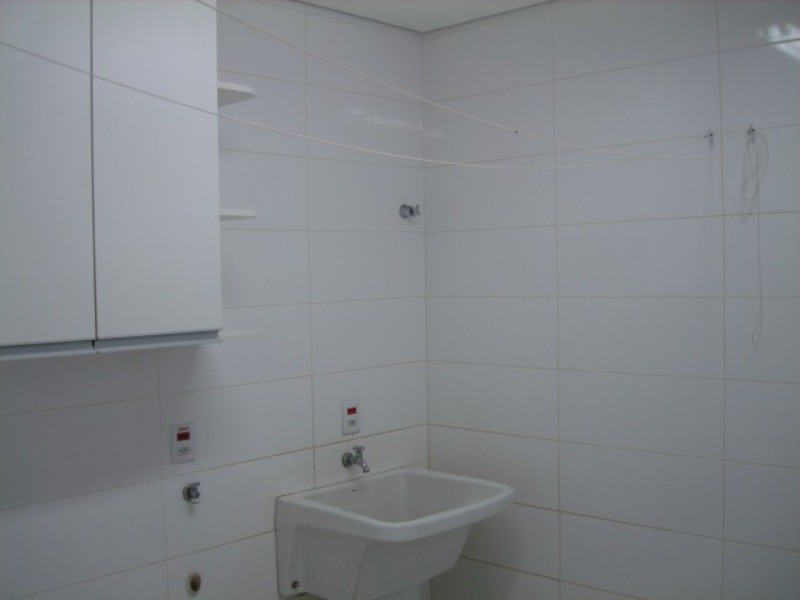 Casa à venda com 3 quartos, 330m² - Foto 14