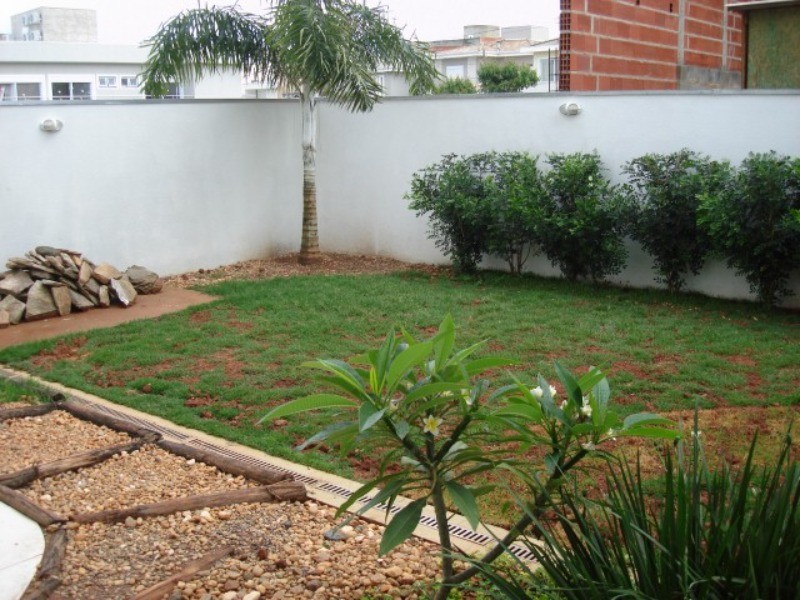 Casa à venda com 3 quartos, 330m² - Foto 17