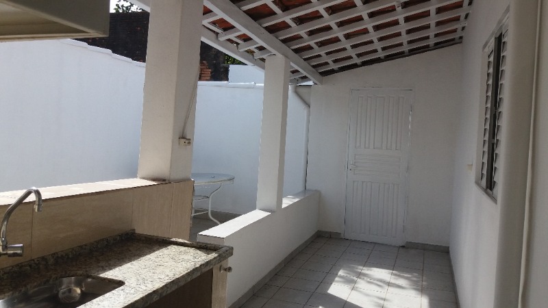 Casa à venda com 3 quartos, 150m² - Foto 17