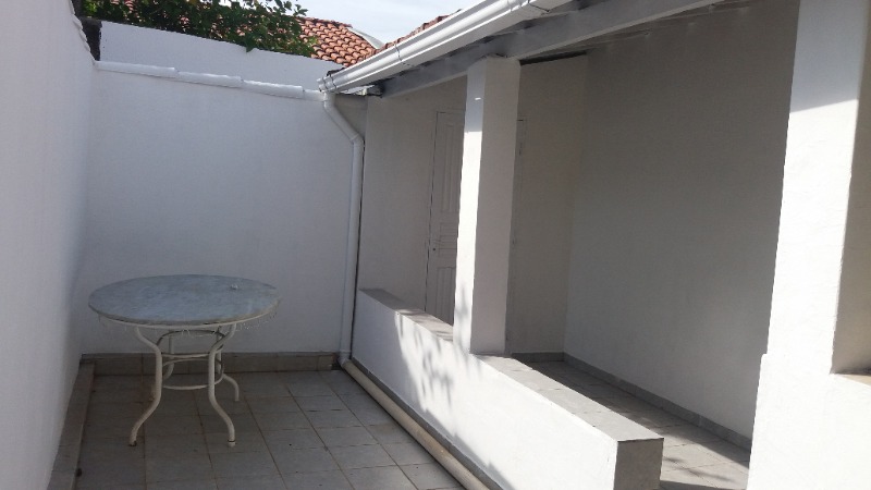 Casa à venda com 3 quartos, 150m² - Foto 18