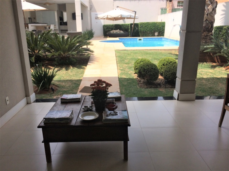 Casa à venda com 3 quartos, 340m² - Foto 23