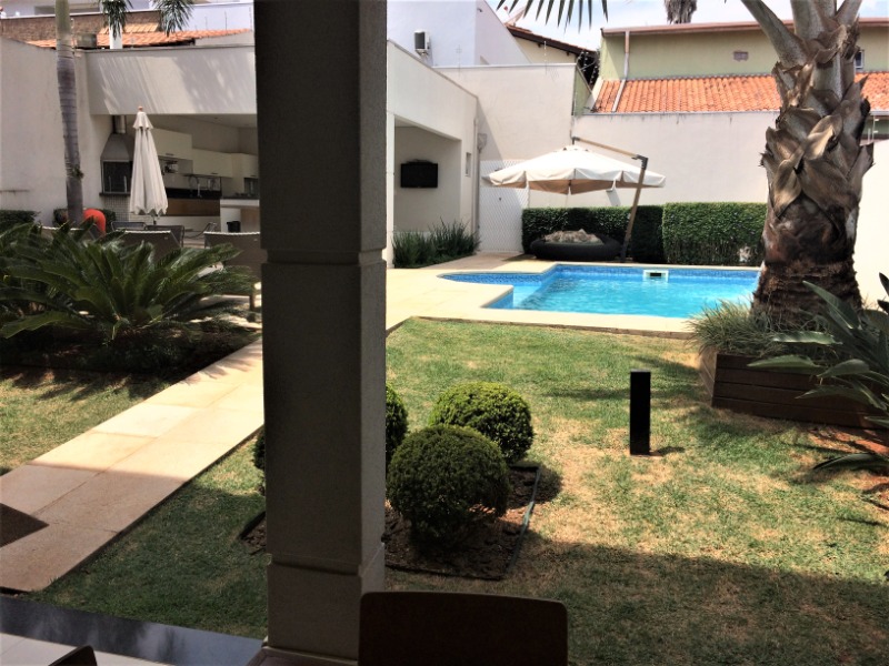 Casa à venda com 3 quartos, 340m² - Foto 60