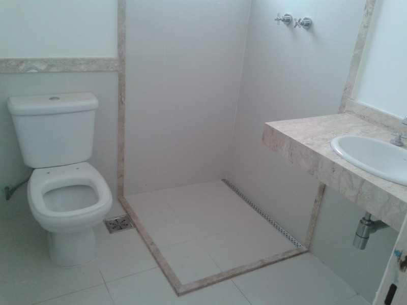 Casa à venda com 3 quartos, 200m² - Foto 18