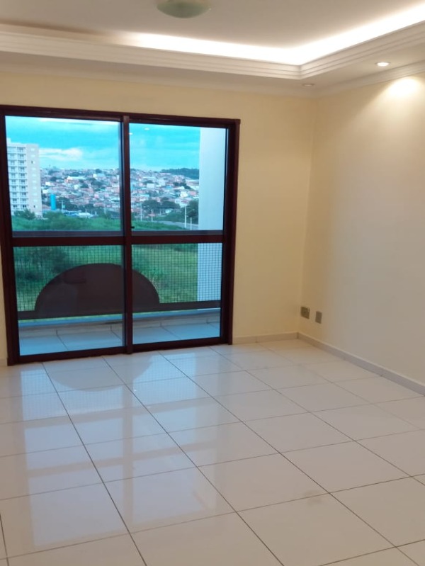 Apartamento à venda com 2 quartos, 66m² - Foto 1