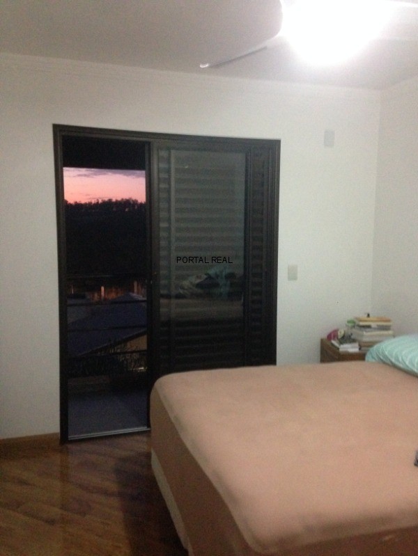 Casa à venda com 5 quartos, 300m² - Foto 12