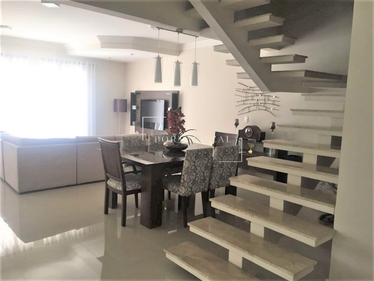 Casa à venda com 3 quartos, 320m² - Foto 11