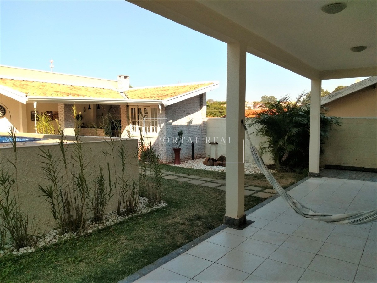 Casa à venda com 3 quartos, 320m² - Foto 36