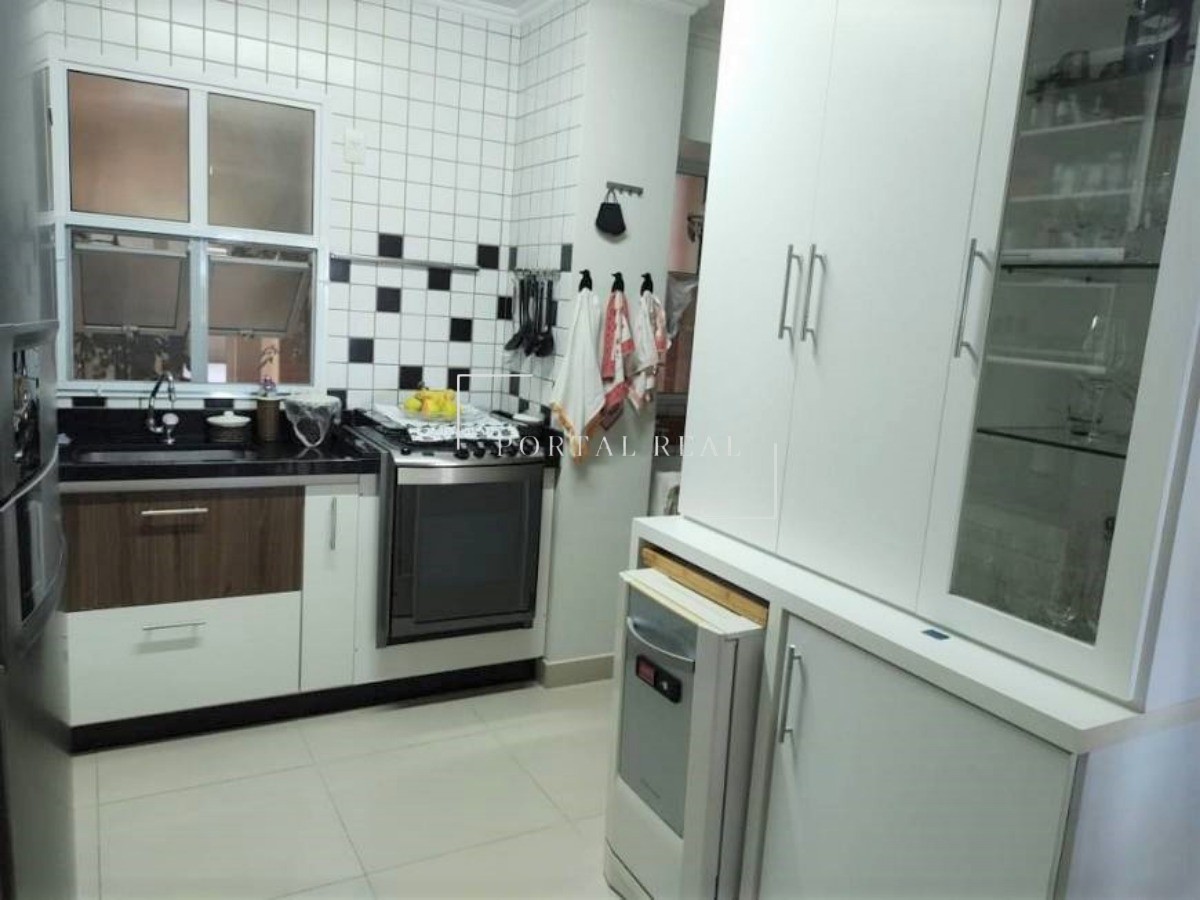 Apartamento à venda com 3 quartos, 99m² - Foto 20