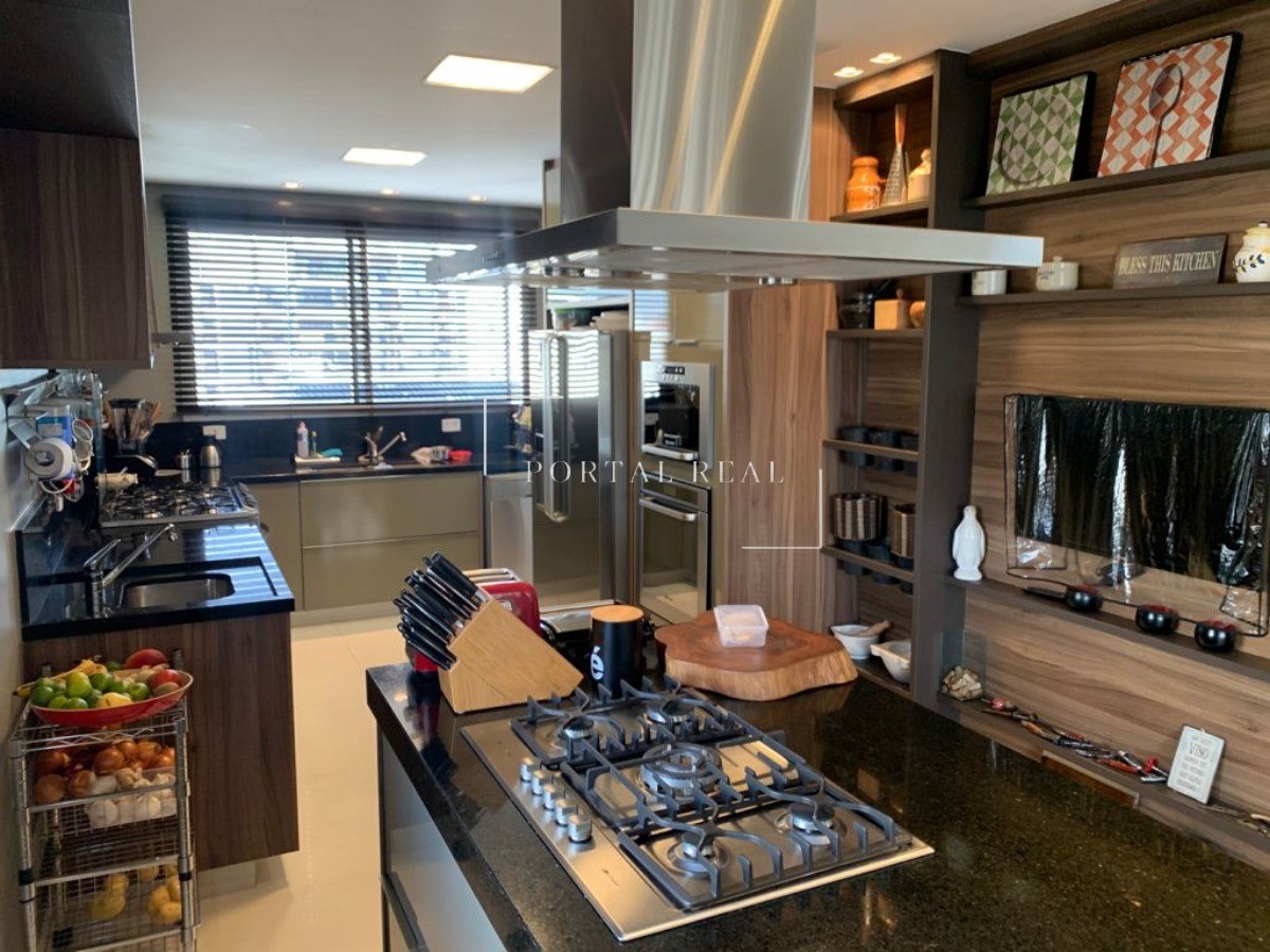 Apartamento, 4 quartos, 236 m² - Foto 1