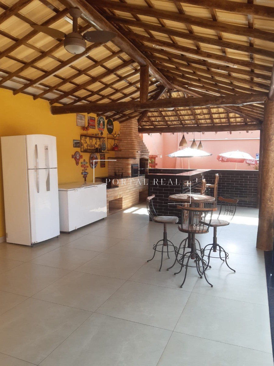 Casa à venda com 3 quartos, 250m² - Foto 28