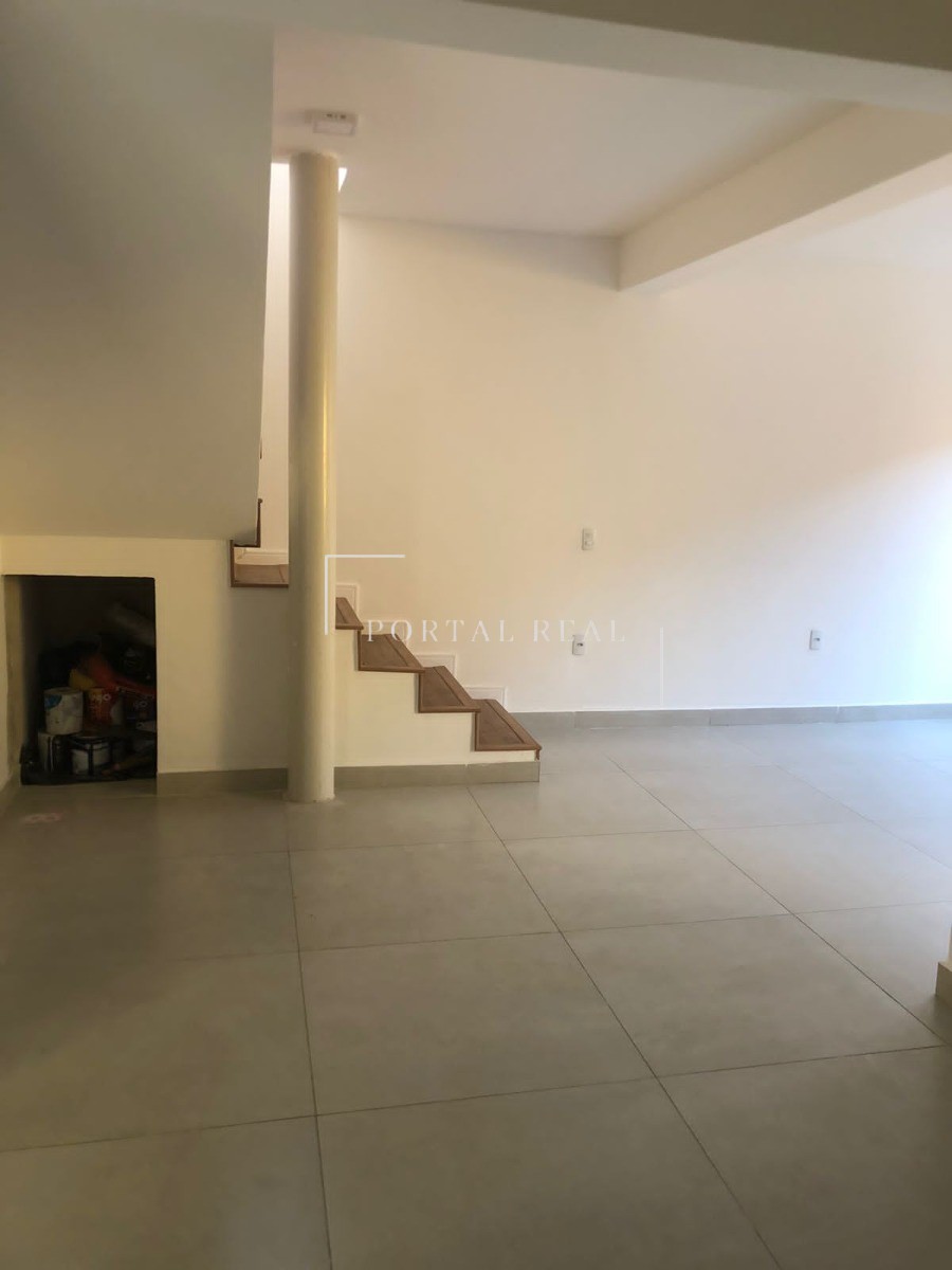 Casa à venda com 3 quartos, 250m² - Foto 14