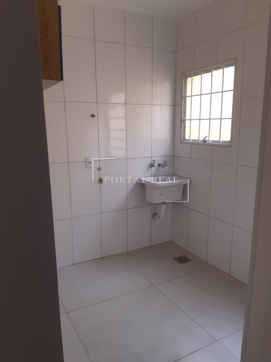 Casa à venda com 3 quartos, 250m² - Foto 26