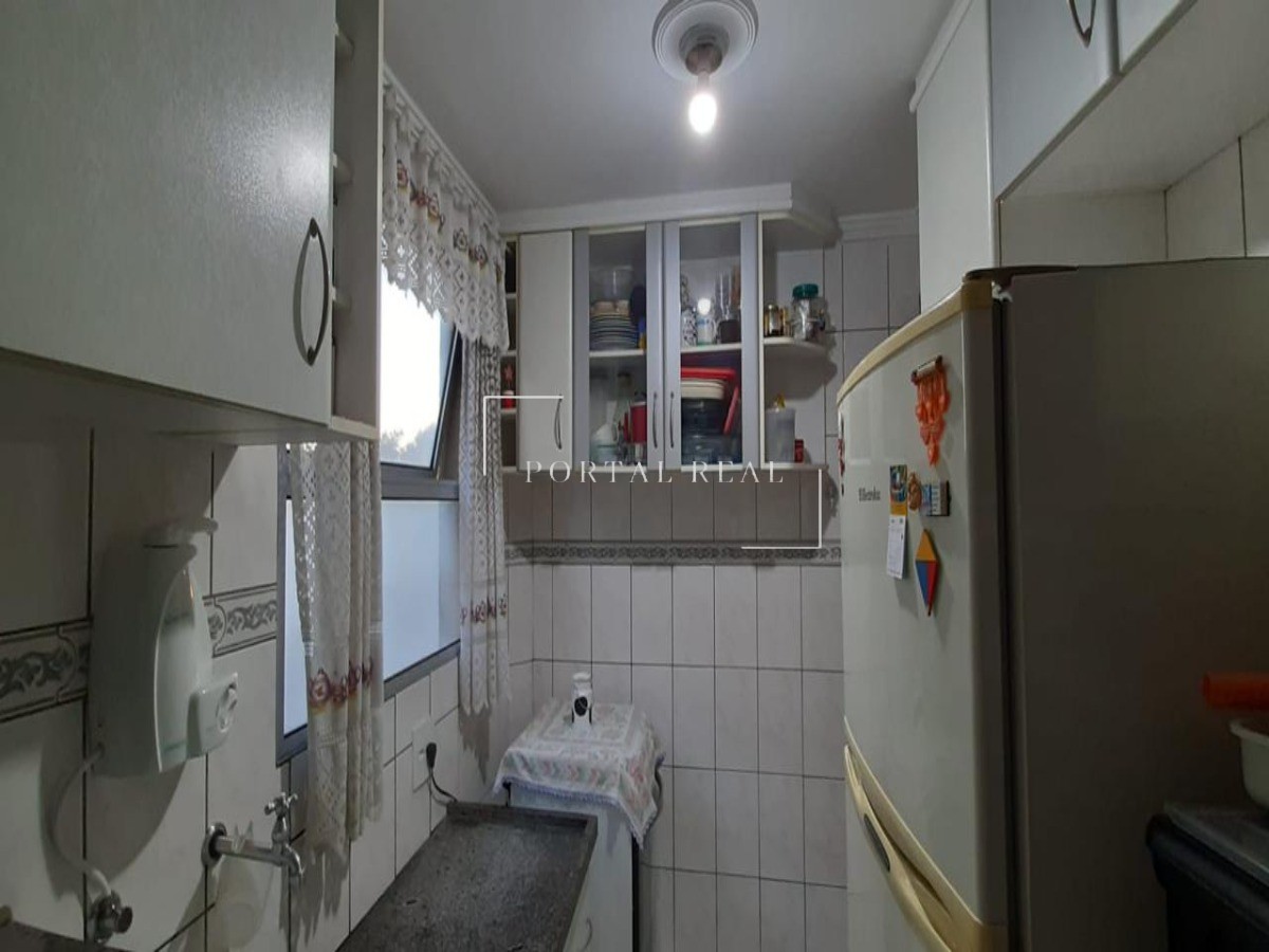 Apartamento à venda com 2 quartos, 50m² - Foto 6