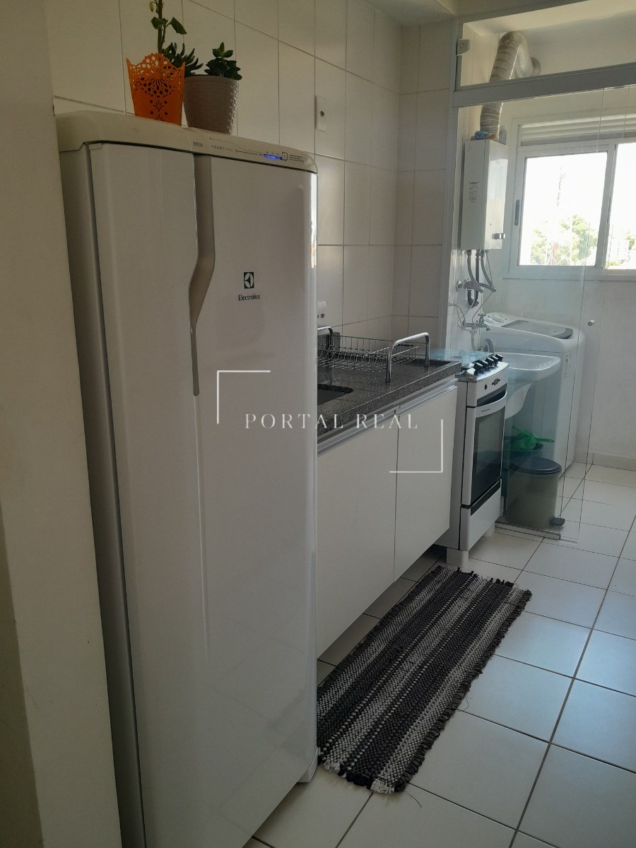 Apartamento à venda com 2 quartos, 50m² - Foto 2