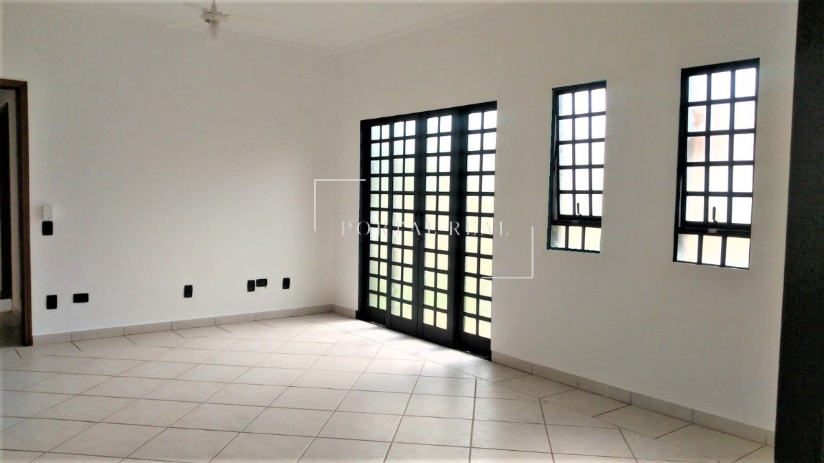 Casa à venda com 6 quartos, 243m² - Foto 62