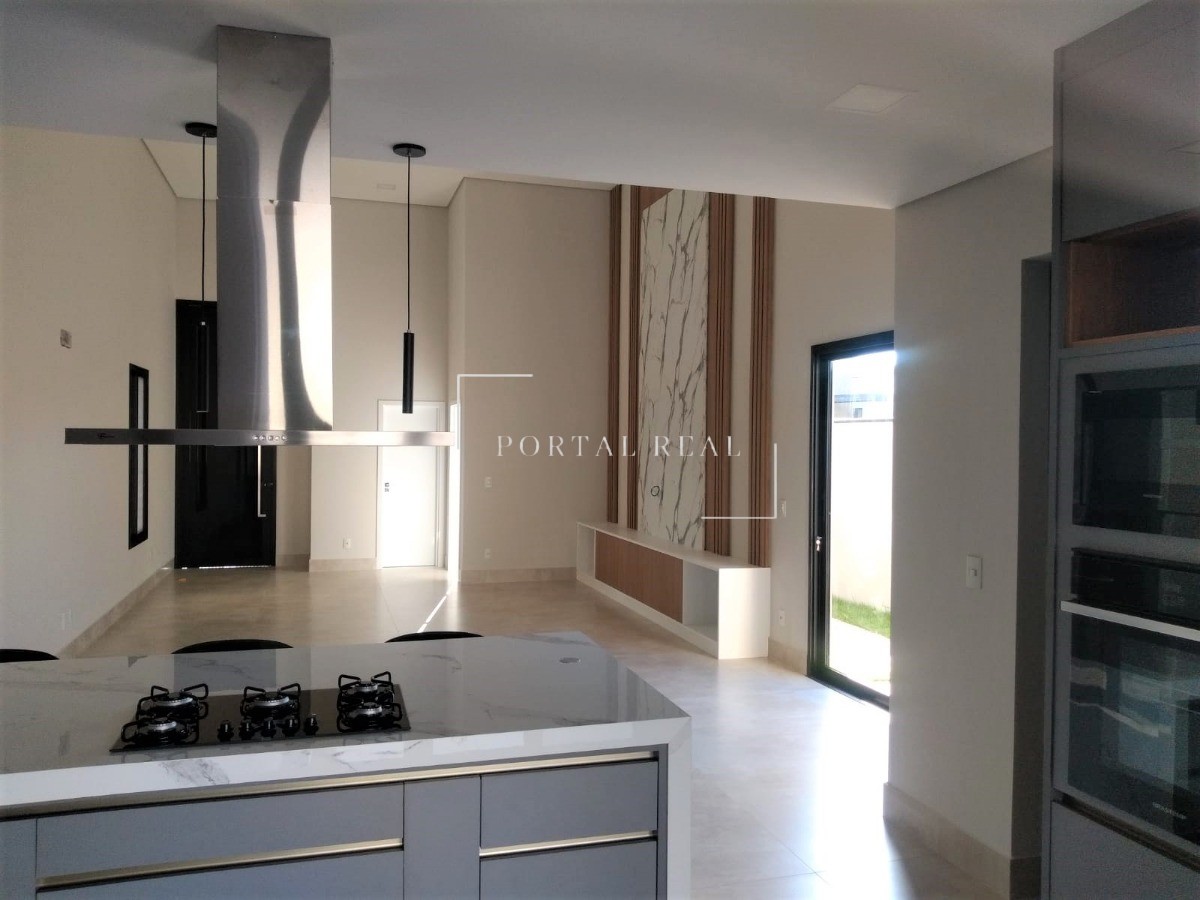 Casa à venda com 4 quartos, 235m² - Foto 11