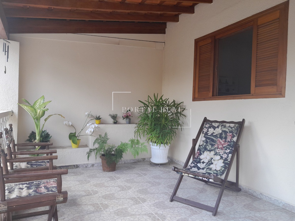 Casa à venda com 3 quartos, 160m² - Foto 17