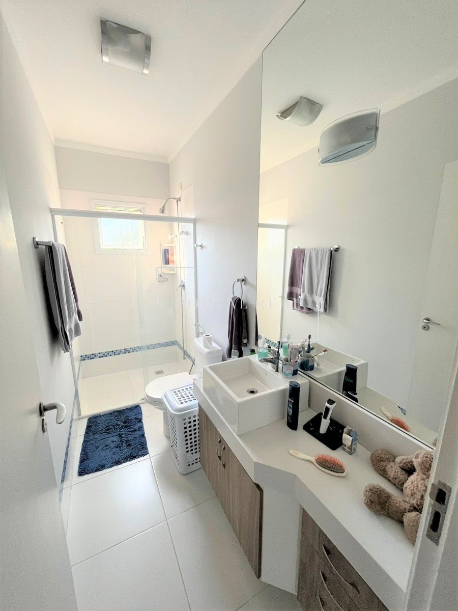 Casa, 3 quartos, 257 m² - Foto 21
