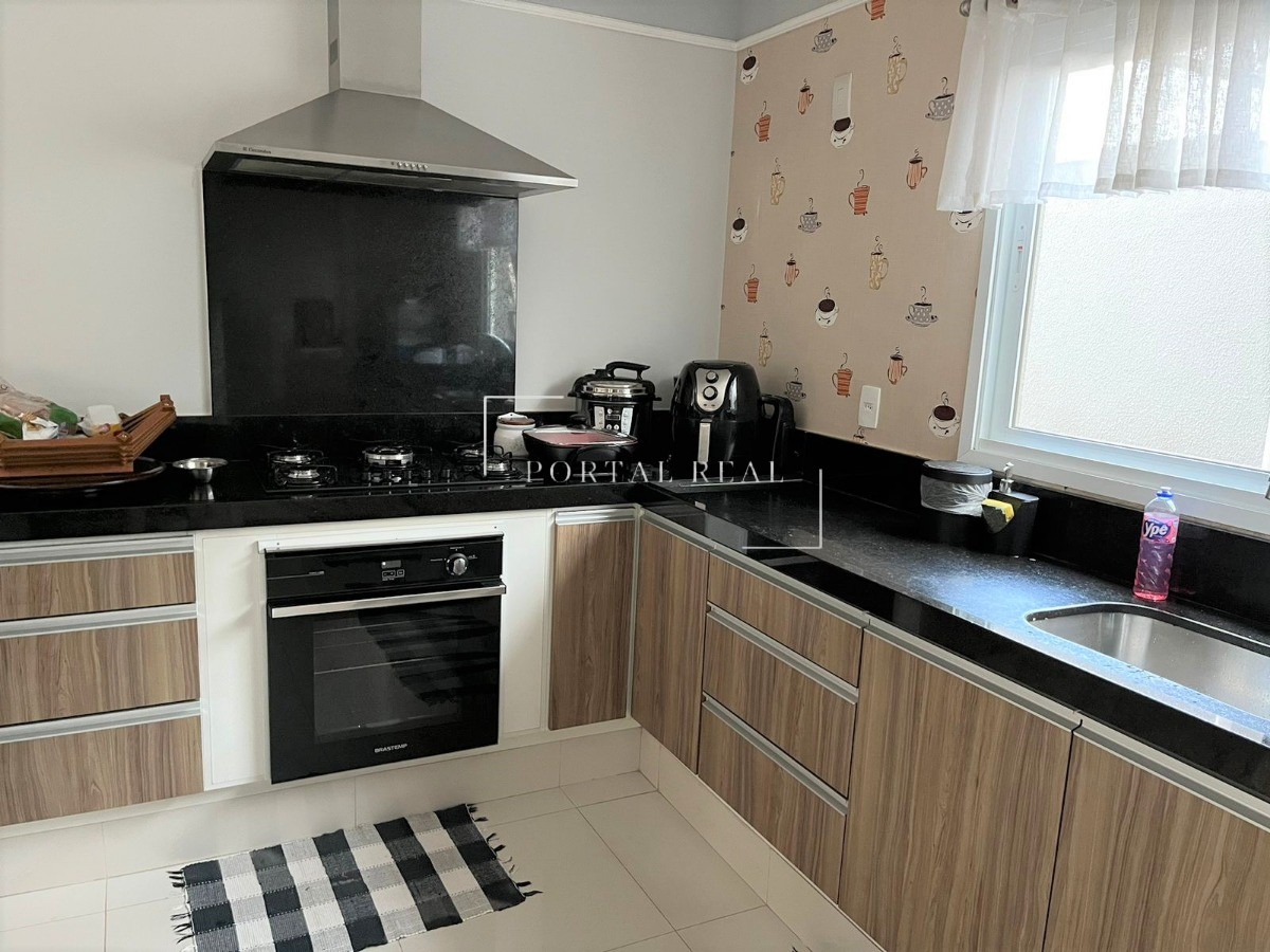 Casa, 3 quartos, 257 m² - Foto 7