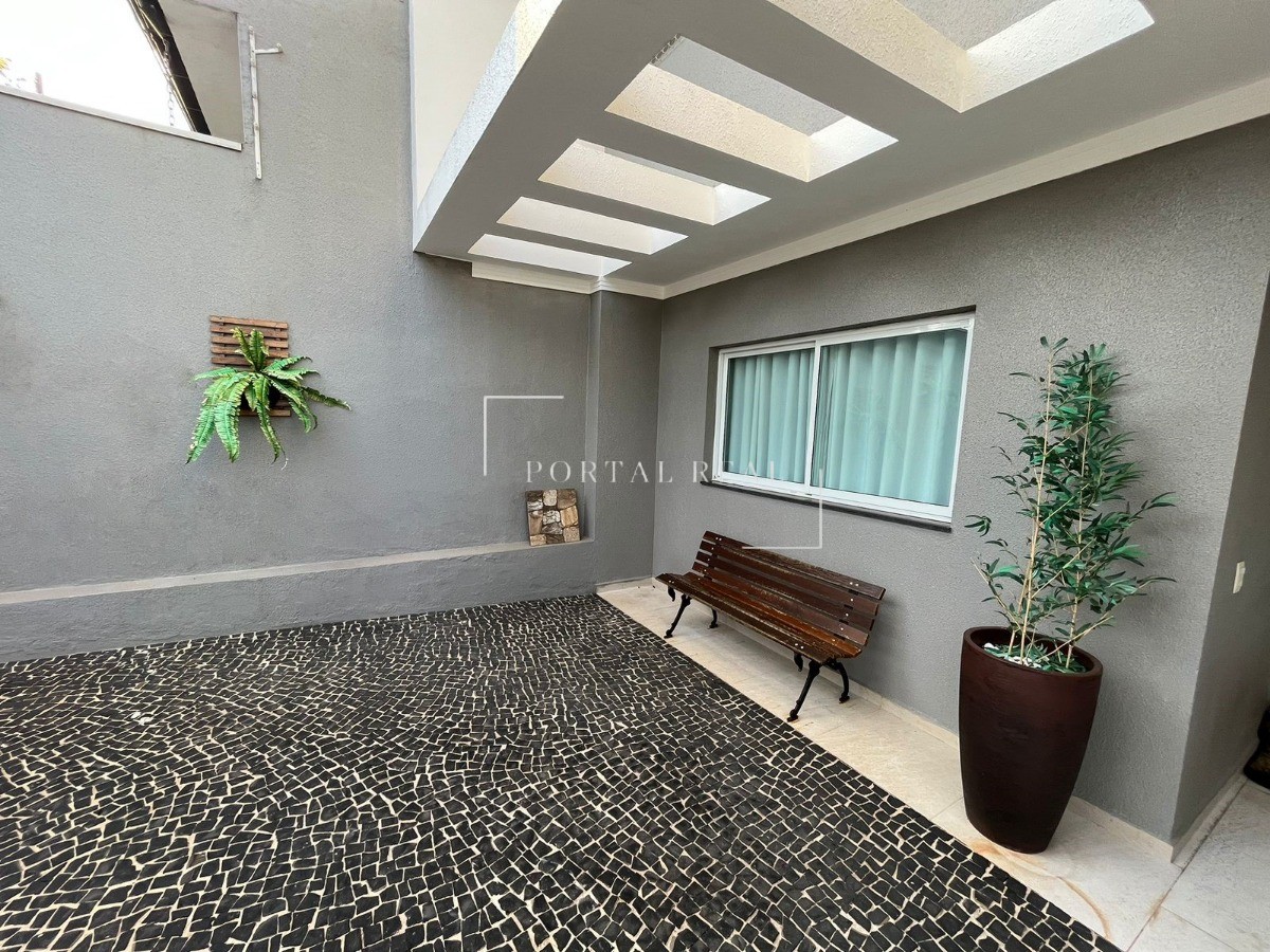Casa, 3 quartos, 257 m² - Foto 3