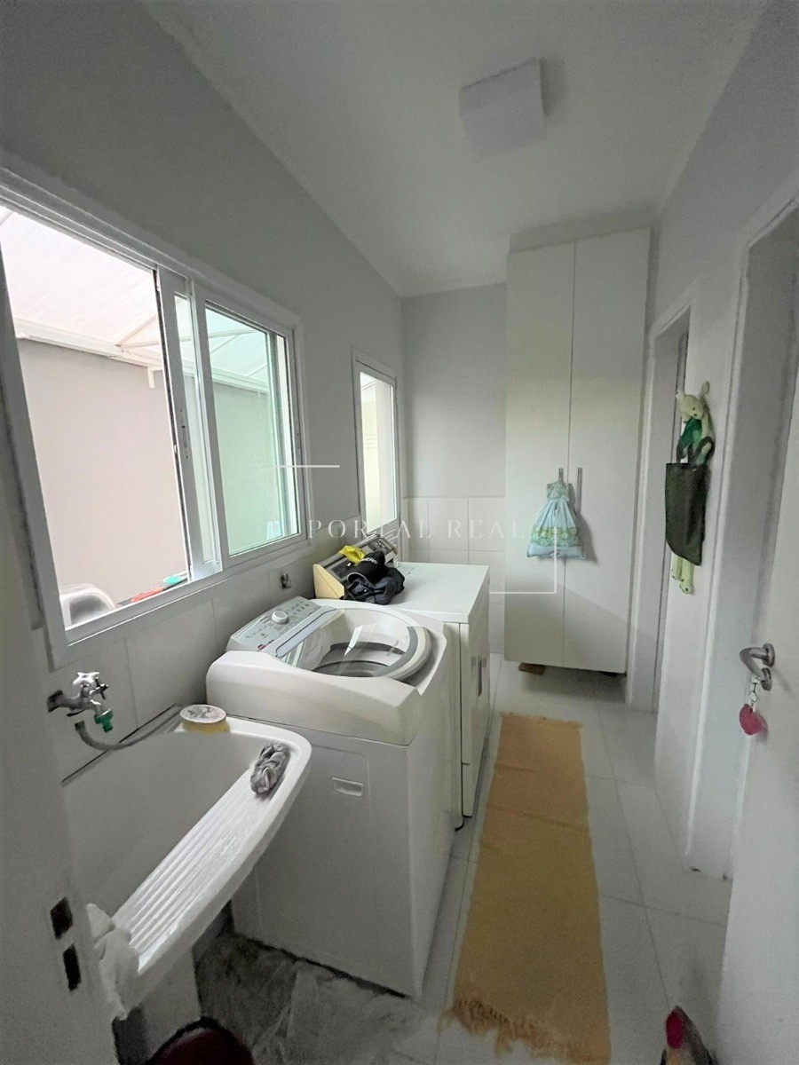 Casa, 3 quartos, 257 m² - Foto 33
