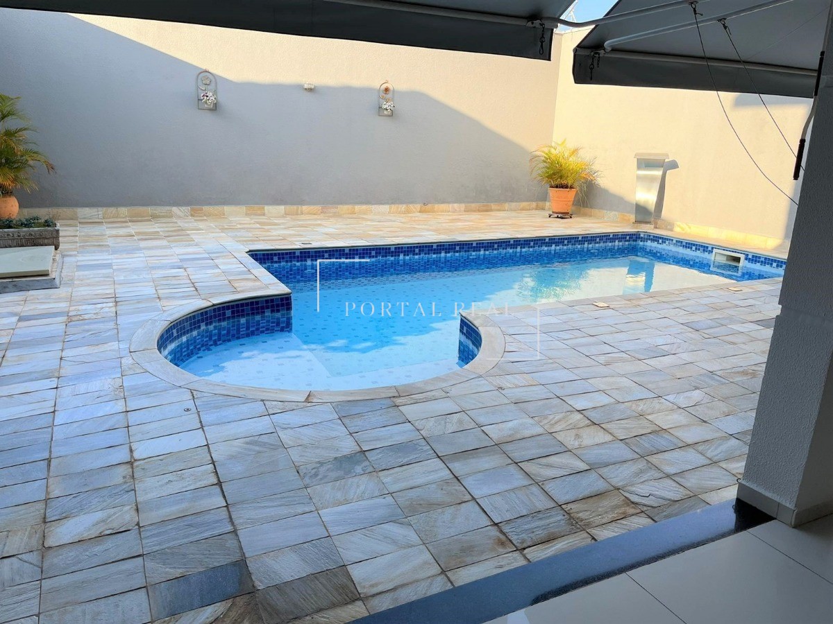 Casa, 3 quartos, 257 m² - Foto 30