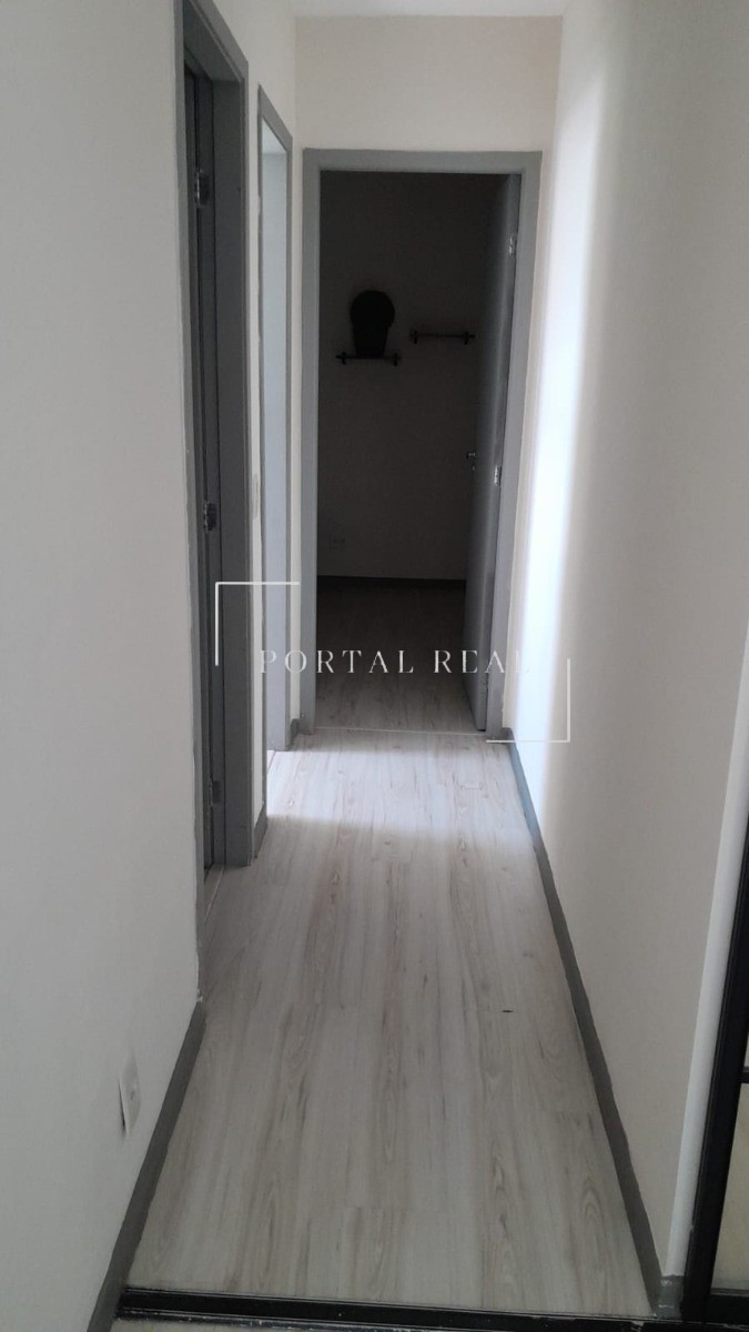 Apartamento à venda e aluguel com 2 quartos, 50m² - Foto 12