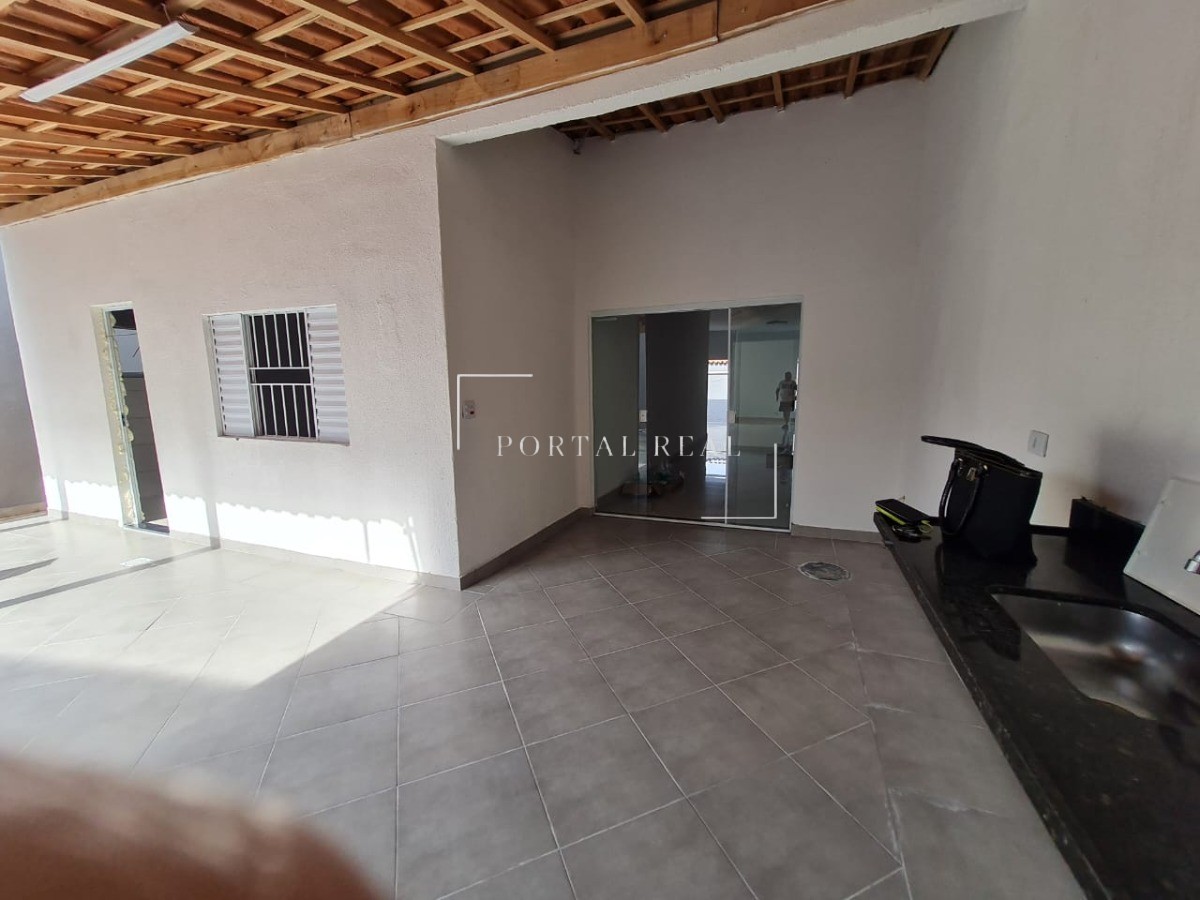 Casa à venda com 3 quartos, 178m² - Foto 10