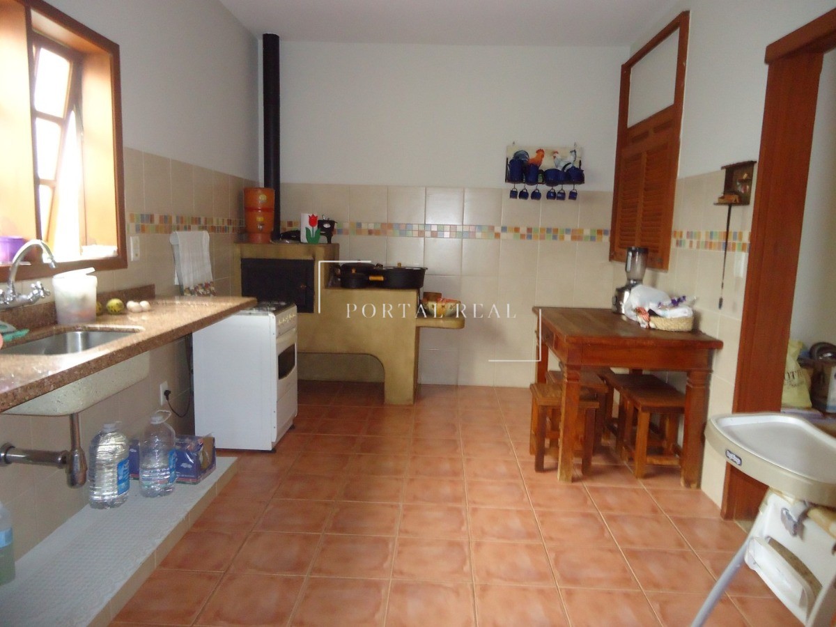 Chácara à venda com 3 quartos, 300m² - Foto 11