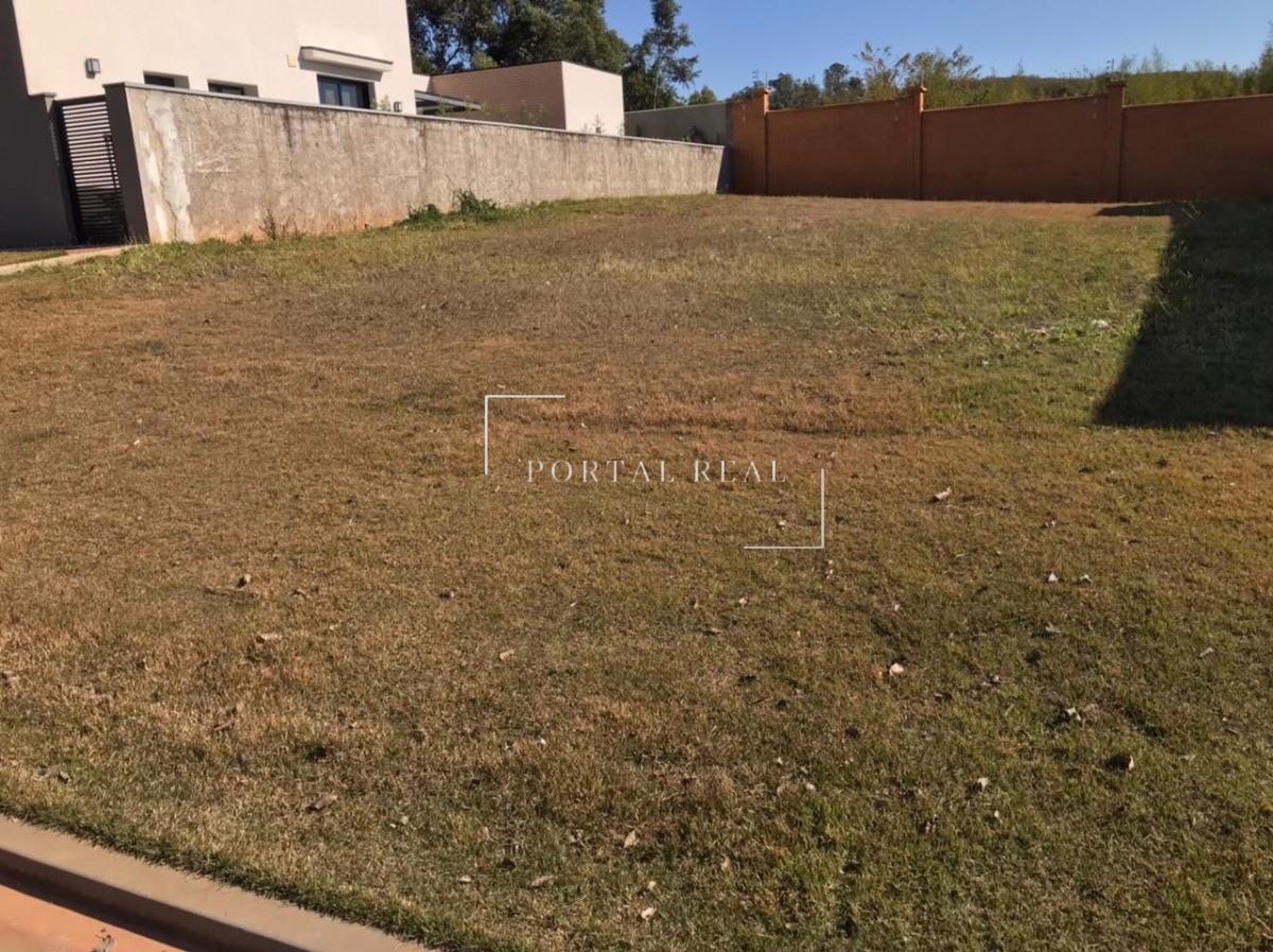 Terreno à venda com 1 quarto, 452m² - Foto 2