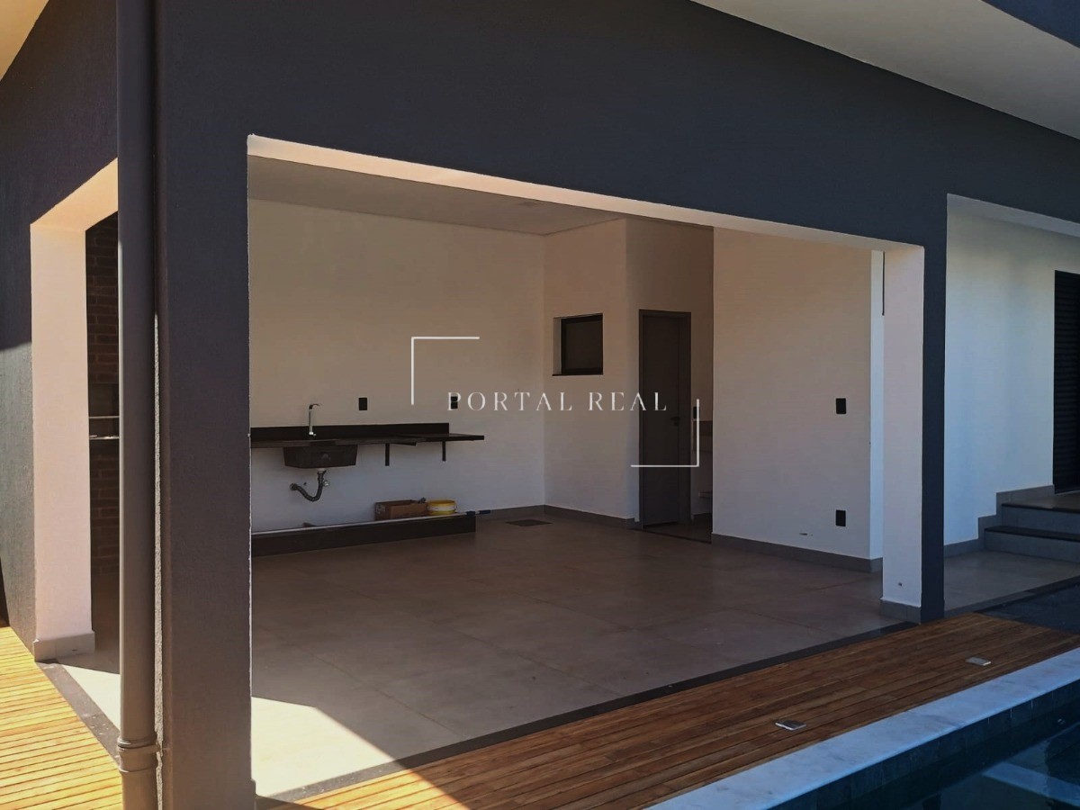 Casa à venda com 4 quartos, 315m² - Foto 20