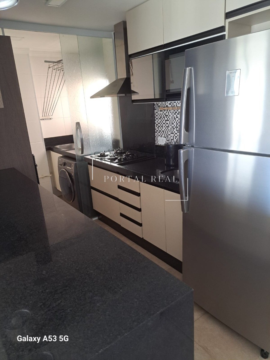 Apartamento para alugar com 2 quartos, 55m² - Foto 4