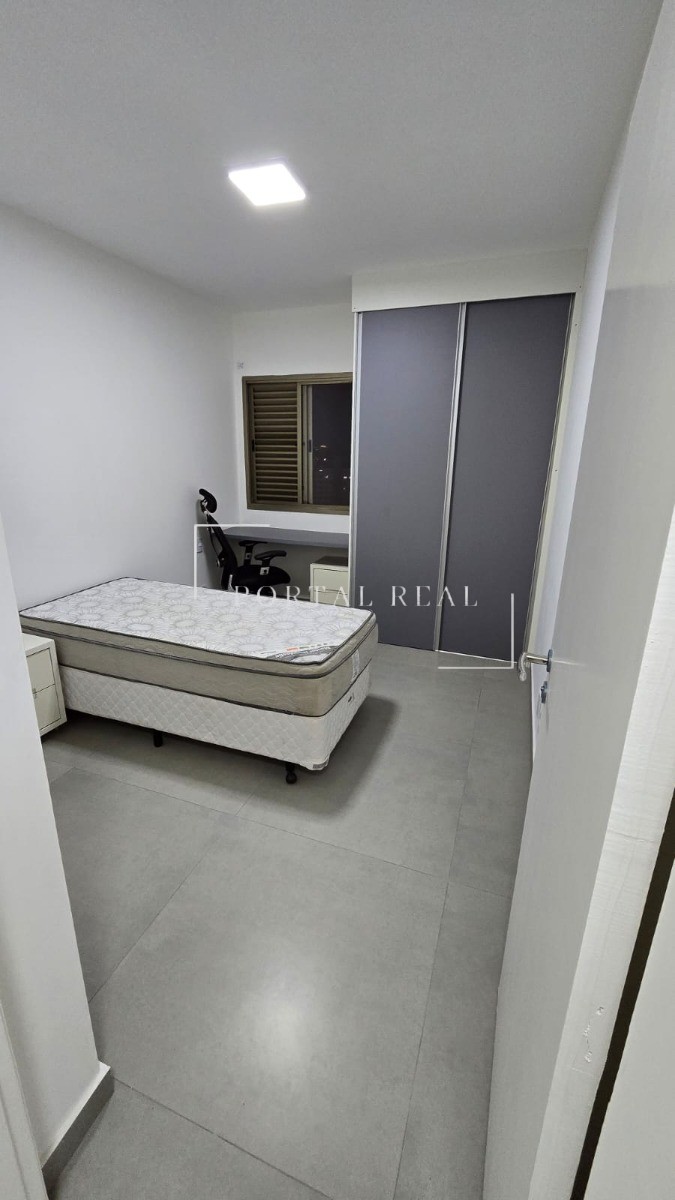 Apartamento para alugar com 2 quartos, 75m² - Foto 2