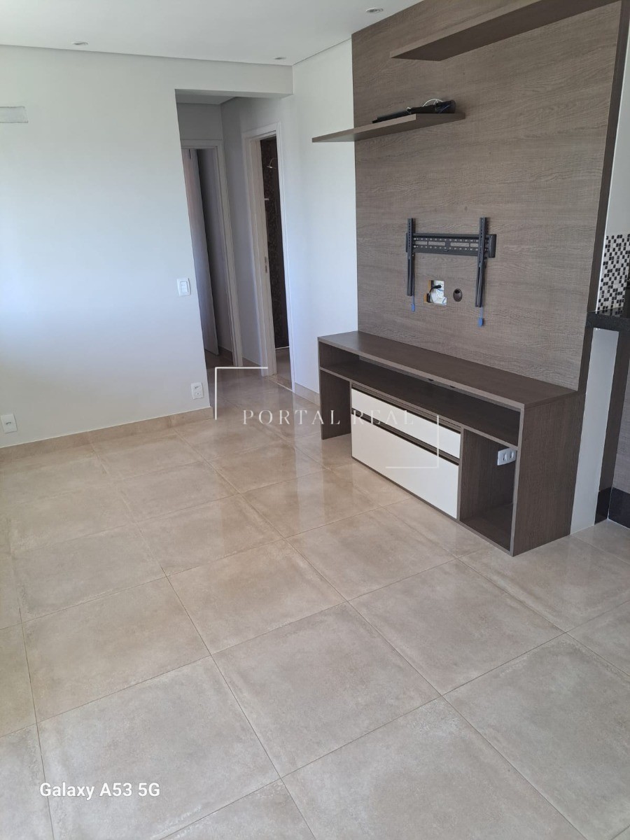 Apartamento para alugar com 2 quartos, 55m² - Foto 1