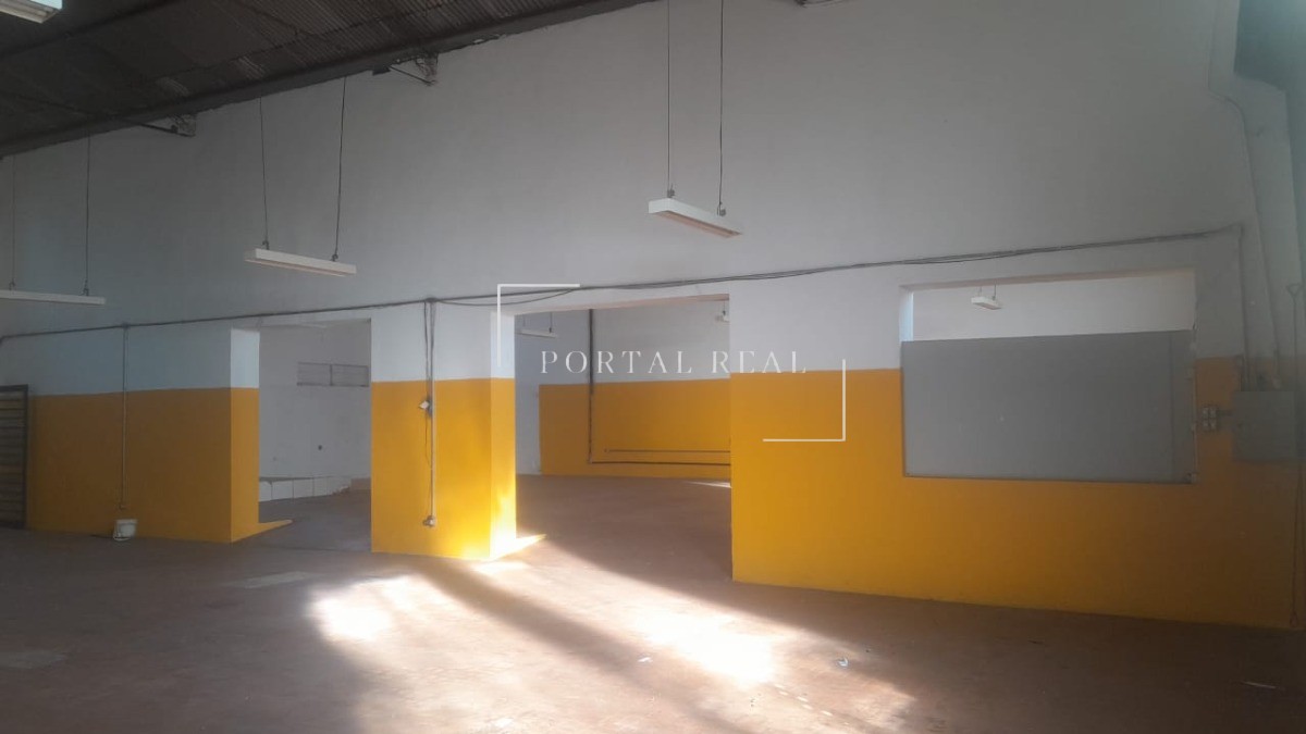 Depósito-Galpão-Armazém para alugar, 500m² - Foto 2