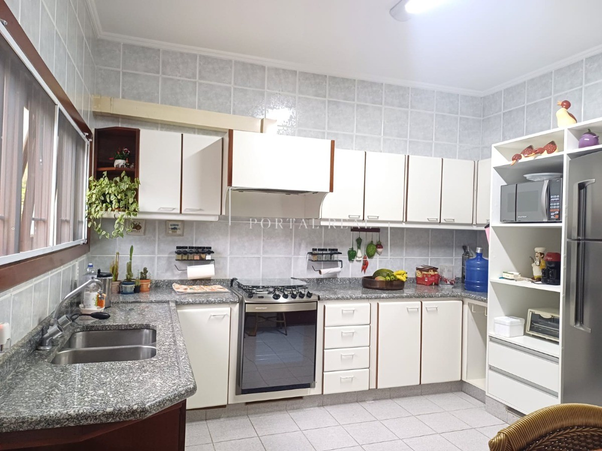 Casa, 3 quartos, 1928 m² - Foto 20