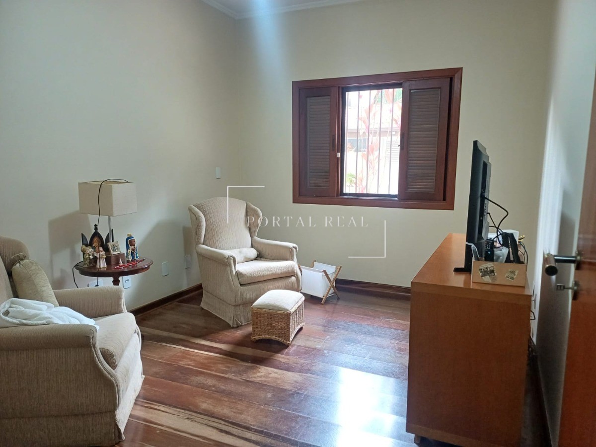 Casa, 3 quartos, 1928 m² - Foto 14
