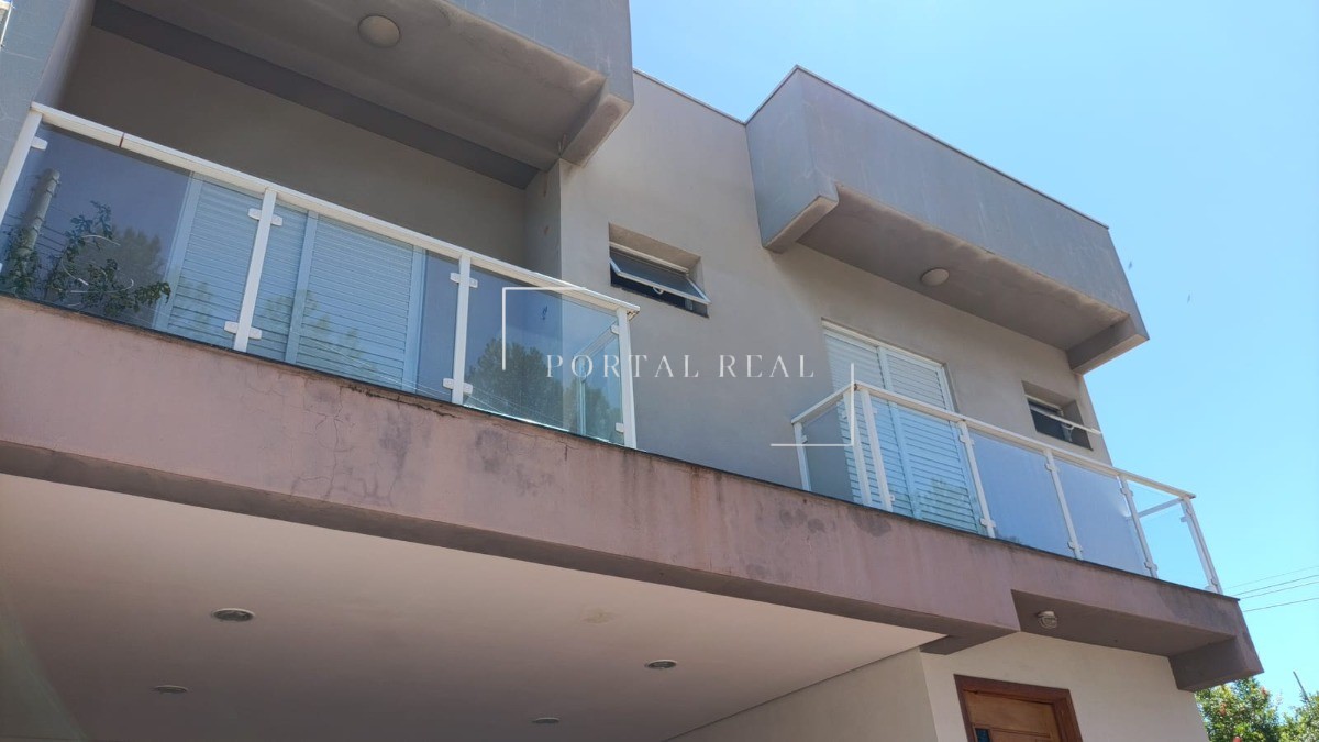 Casa, 4 quartos, 300 m² - Foto 1
