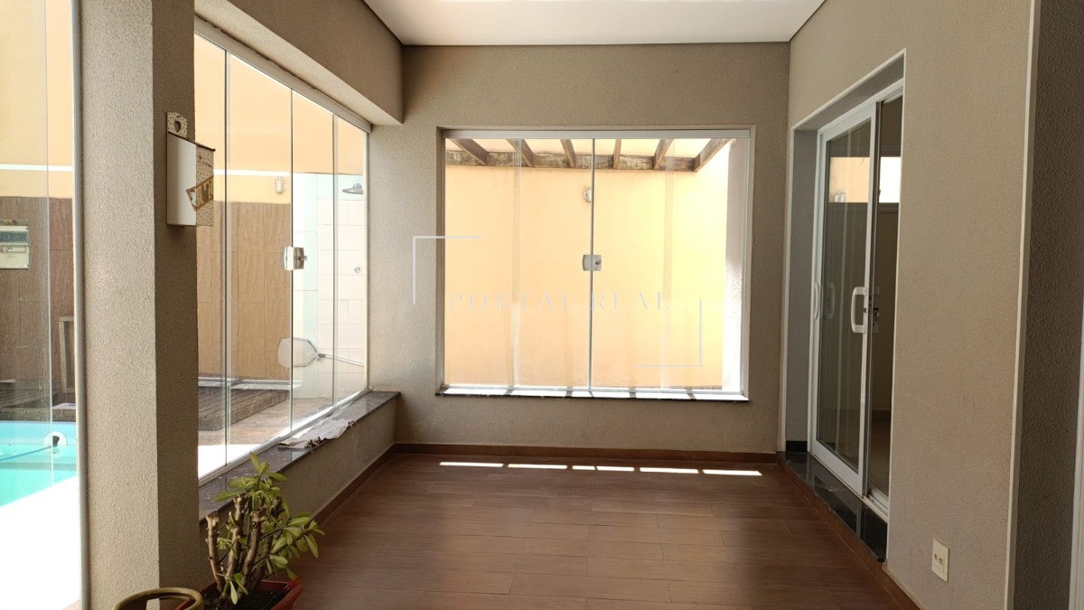 Casa, 4 quartos, 300 m² - Foto 34