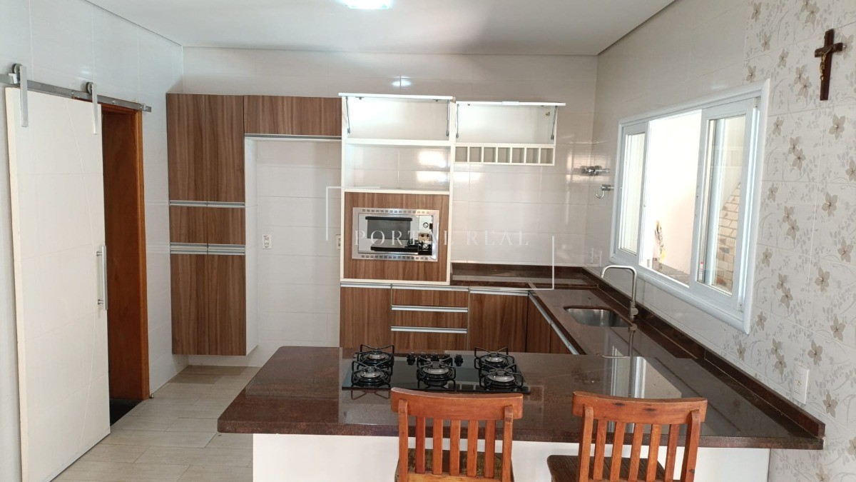 Casa, 4 quartos, 300 m² - Foto 37