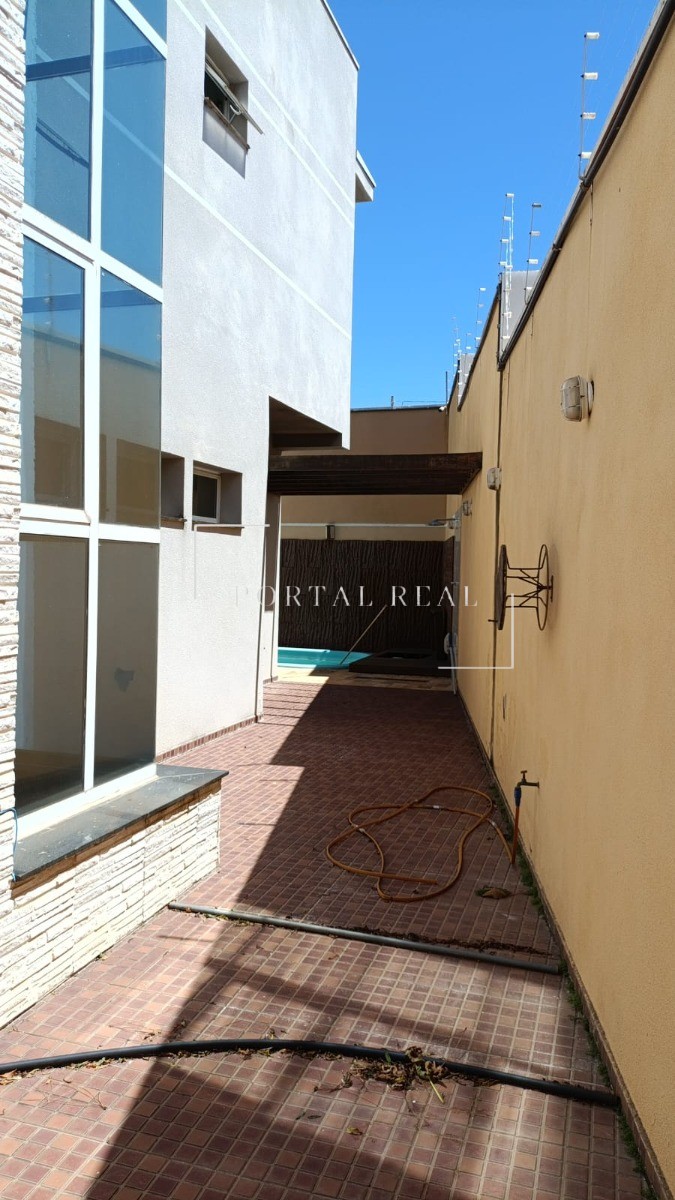 Casa, 4 quartos, 300 m² - Foto 55