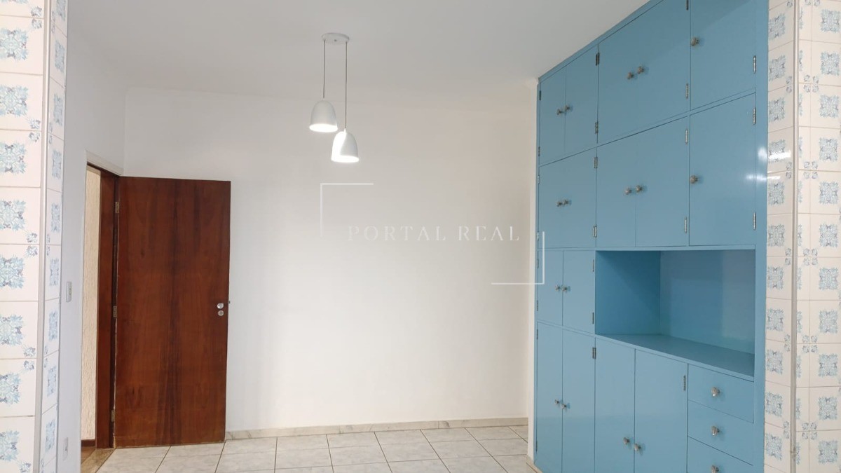 Casa, 3 quartos, 200 m² - Foto 6