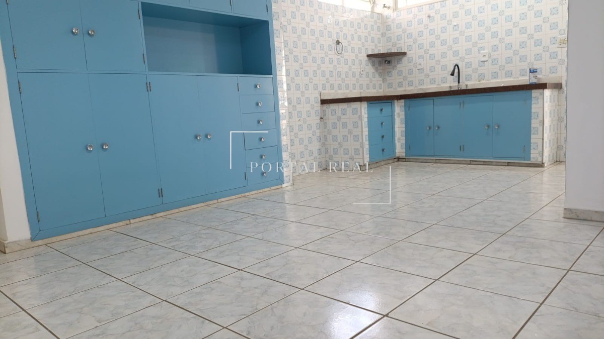 Casa, 3 quartos, 200 m² - Foto 9