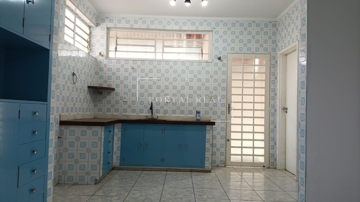 Casa, 3 quartos, 200 m² - Foto 8