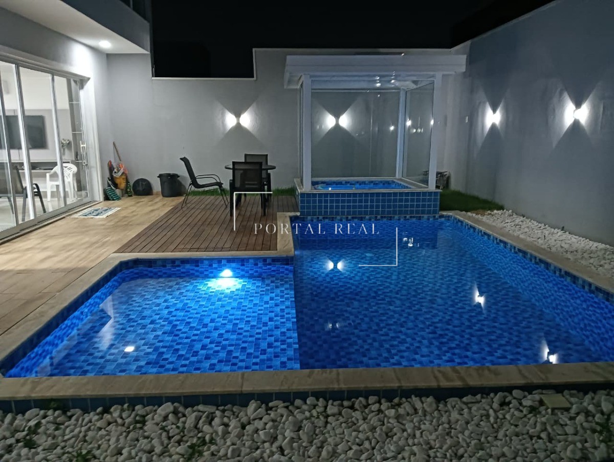 Casa, 3 quartos, 300 m² - Foto 1