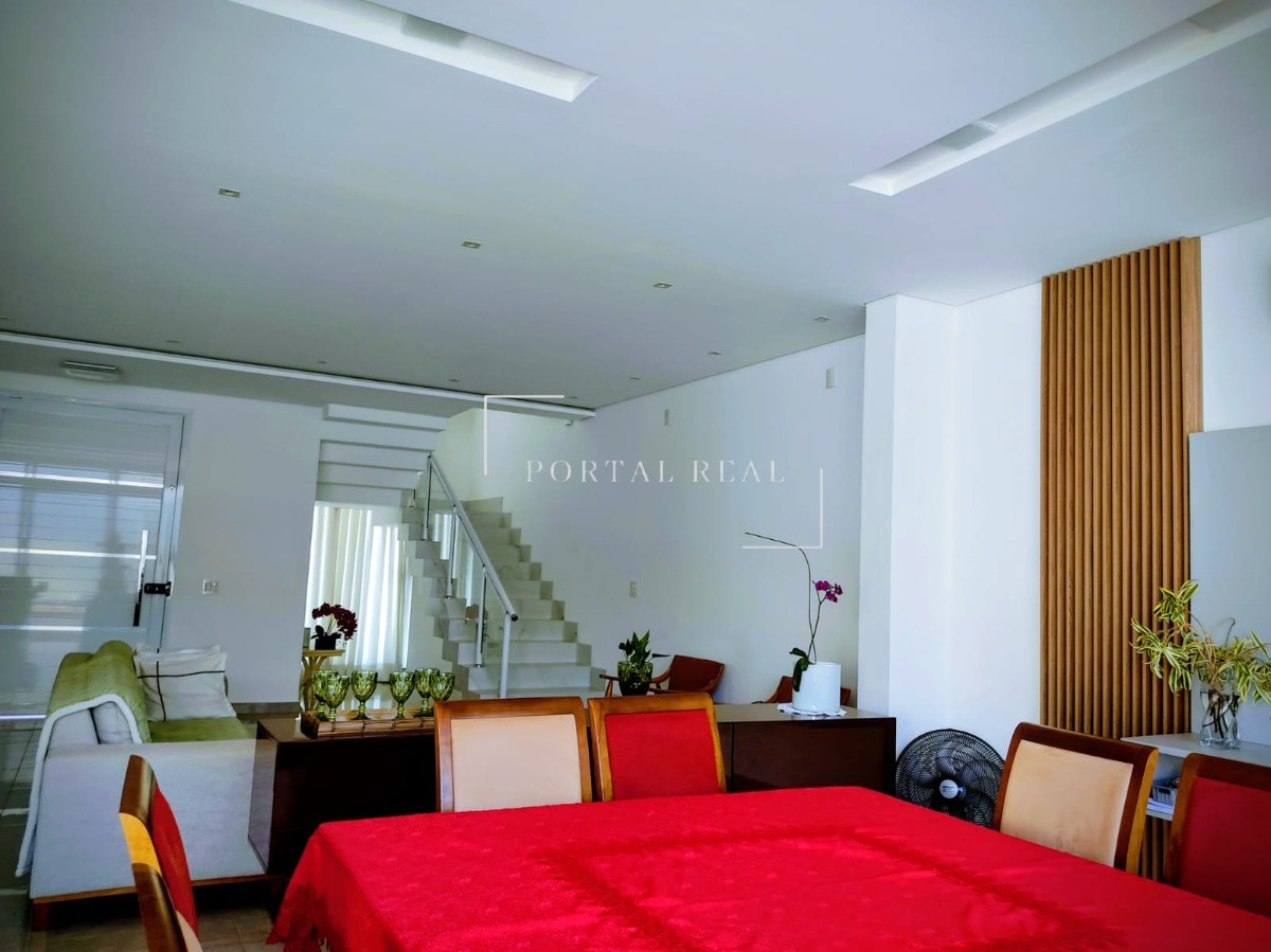 Casa, 3 quartos, 300 m² - Foto 2