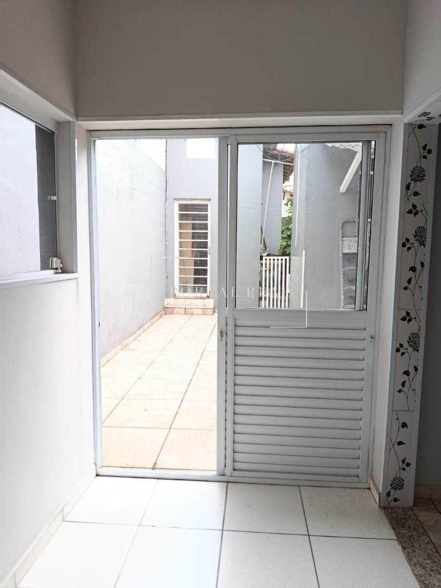Casa, 2 quartos, 275 m² - Foto 34