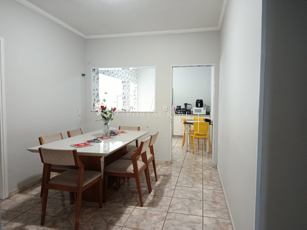 Casa, 2 quartos, 275 m² - Foto 17