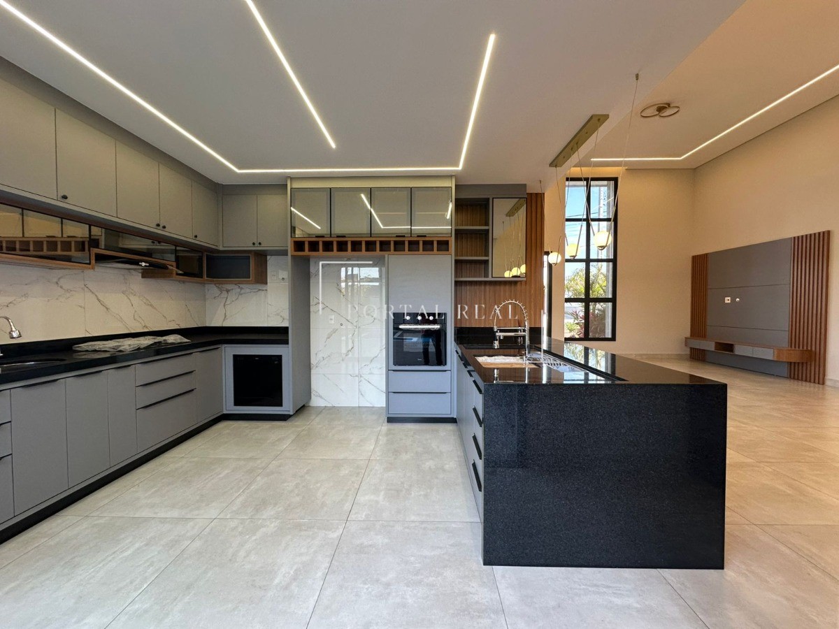 Casa, 3 quartos, 198 m² - Foto 6