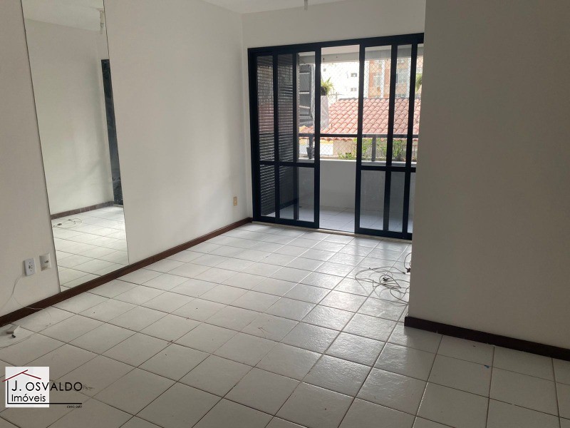 Apartamento - COSTA AZUL